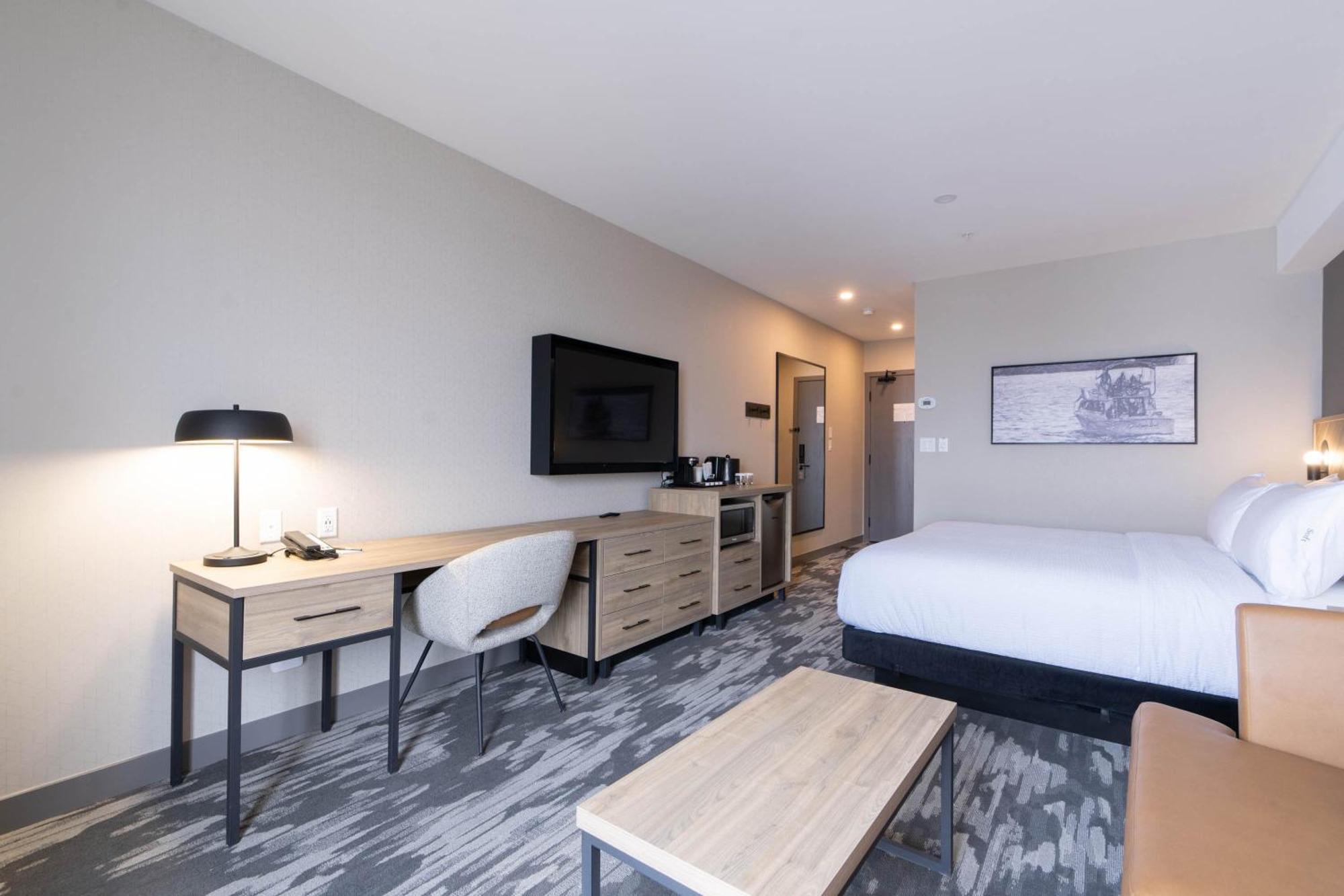 Sandman Signature Dartmouth Hotel & Suites Exterior photo