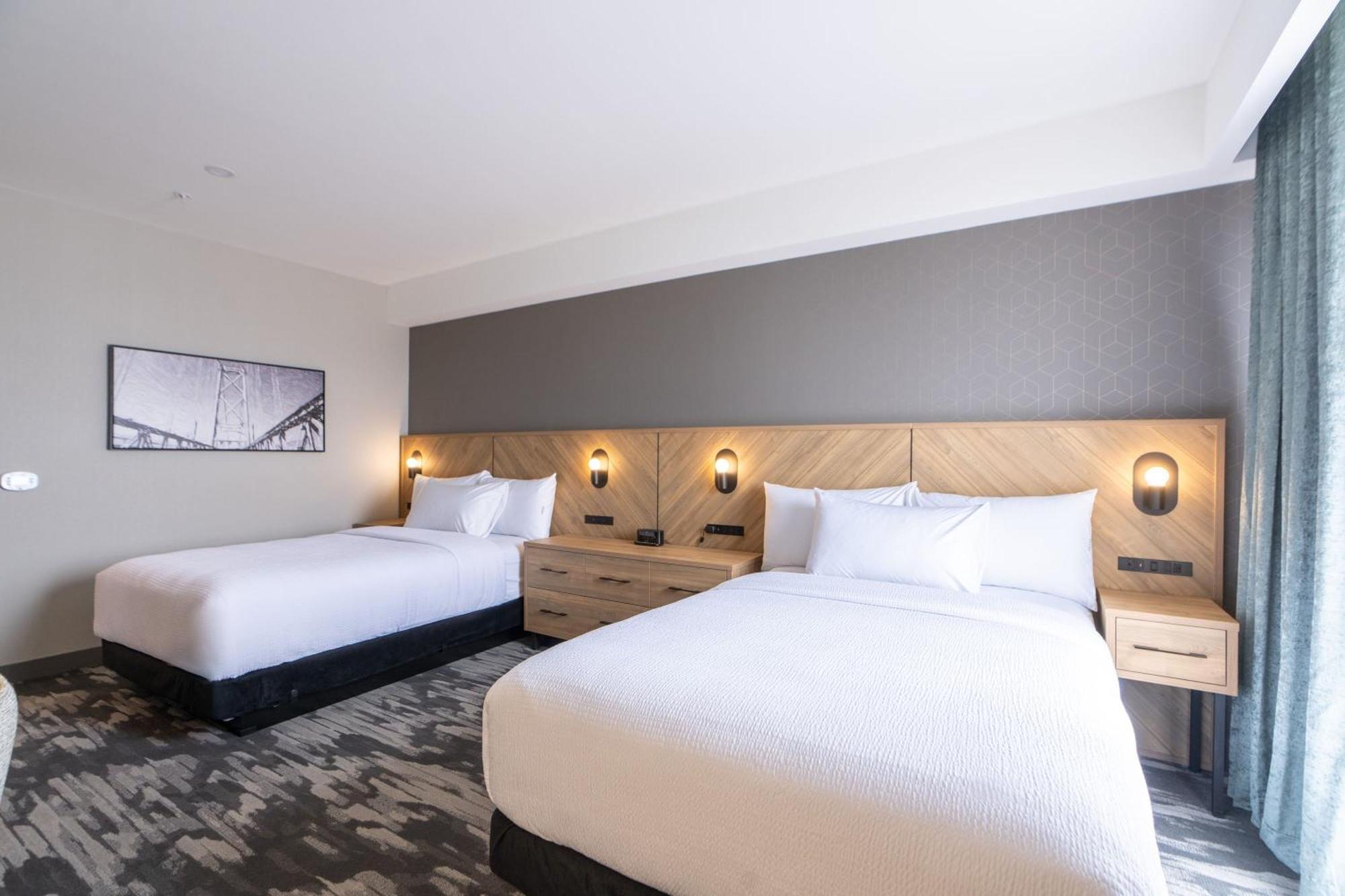 Sandman Signature Dartmouth Hotel & Suites Exterior photo